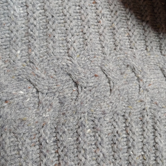 Athleta Chunky Cable Knit Wool‎ Cashmere Long Sleeve Cowl Neck Sweater Medium M - Picture 7 of 9